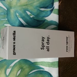 Grace & Stella spray all day rose spray